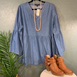 🔸🔶SOLD 🔶🔸Lane Bryant Chambray Top